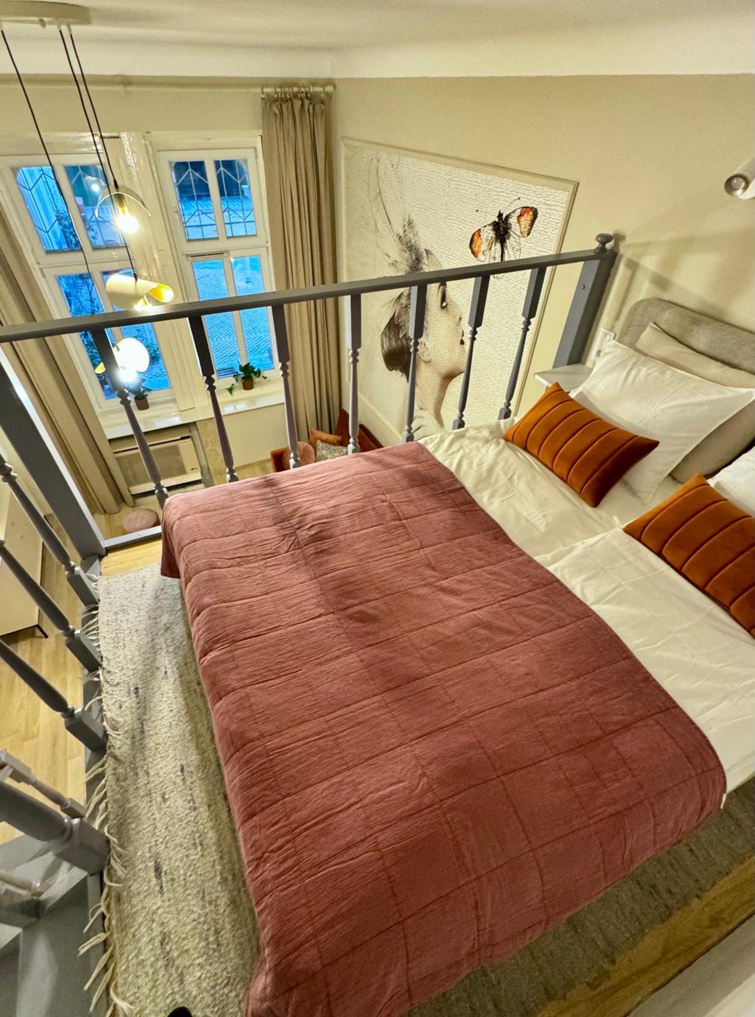 Stay At Liz Budapest Central Exterior photo